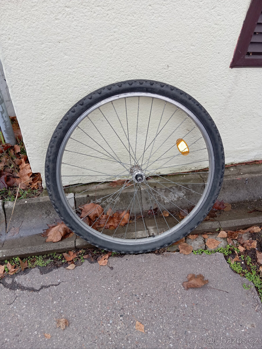 prodám přední kolo 26