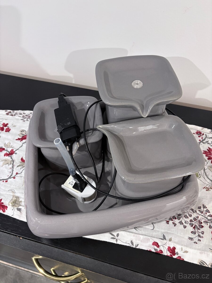 Miaustore fontána pro kočky