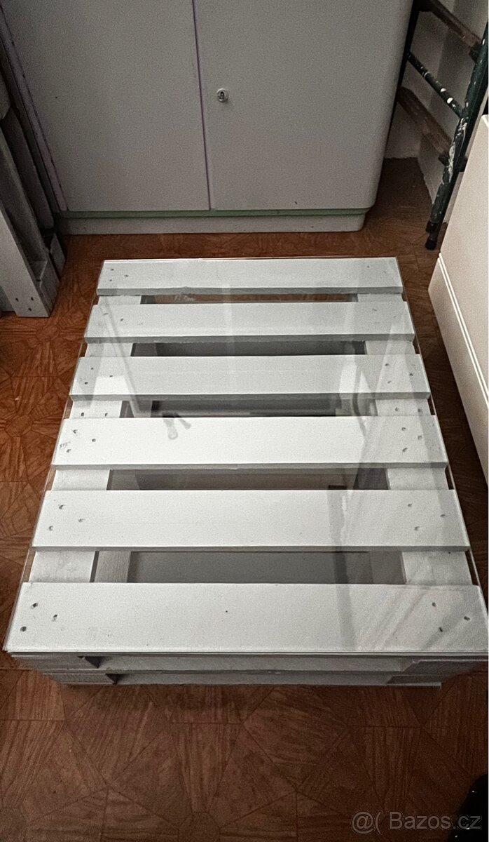 Konferenční stolek