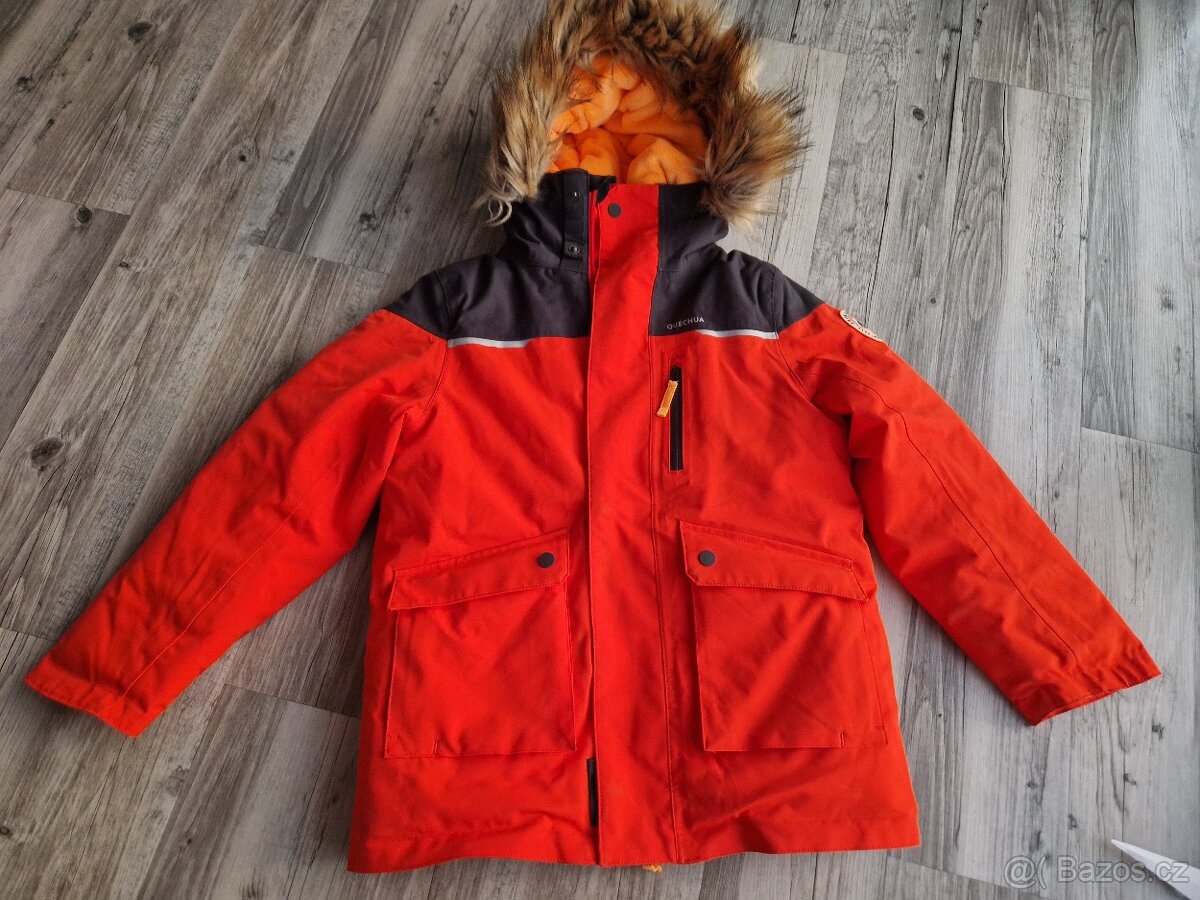 Zimni tepla bunda Decathlon 131-140