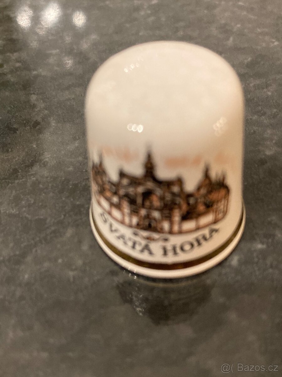 Porcelánového náprstky