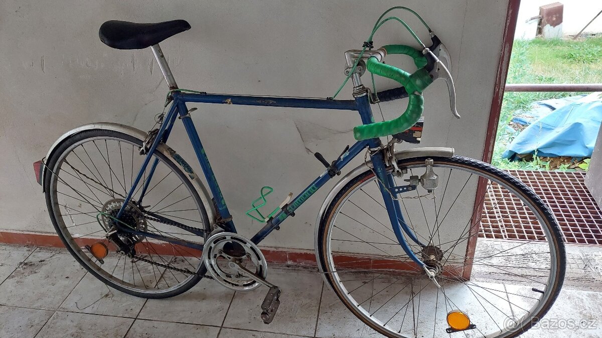 Silniční kolo Favorit 2x 5 převodů