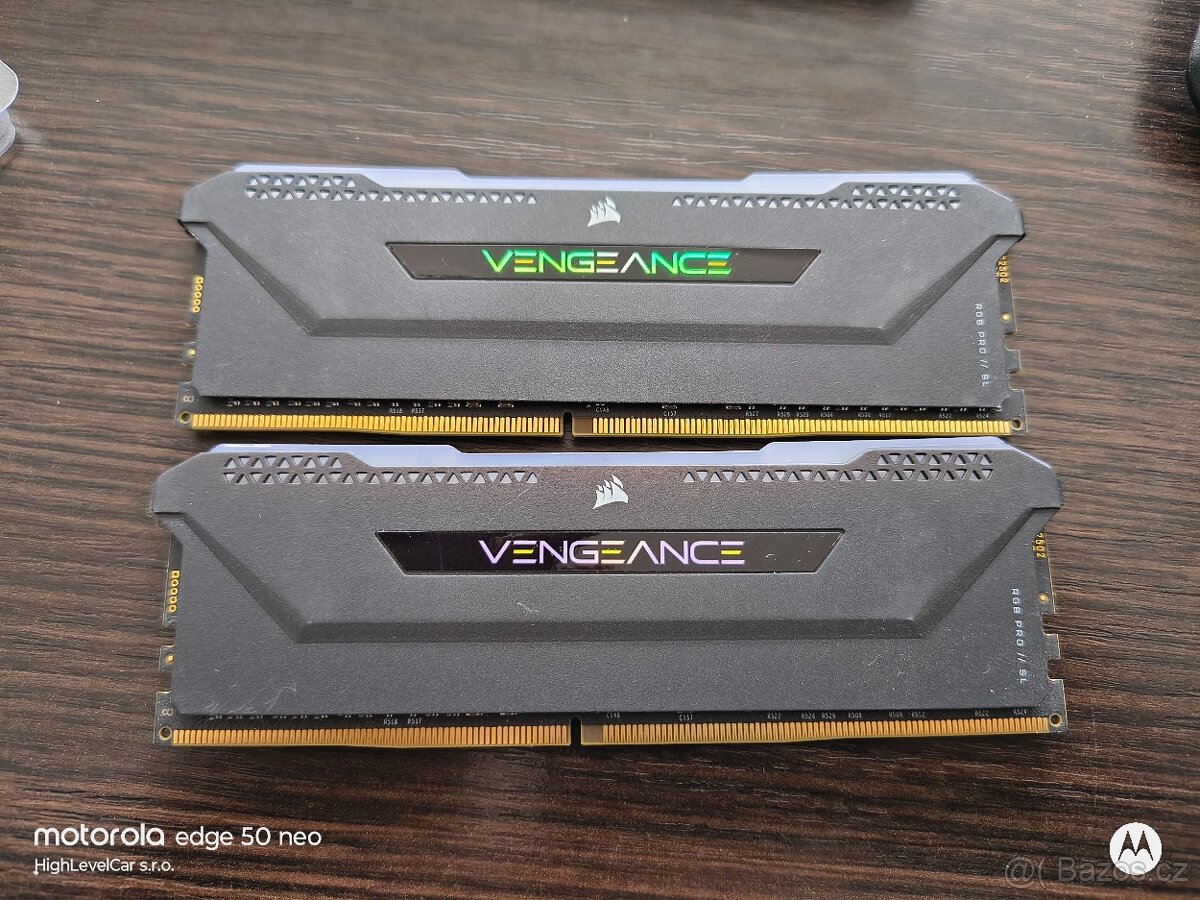 16GB RAM DDR4 3600MHz Corsair Vengeance