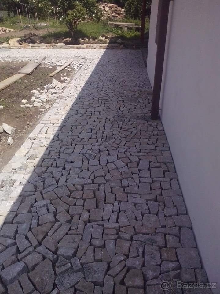 Pokladka zulove kostky a stavební práce