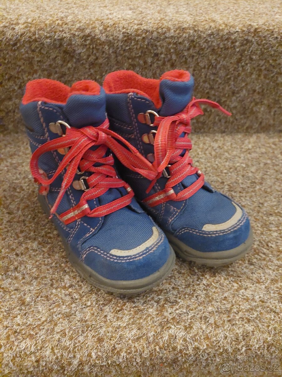 Zimní Superfit vel. 24