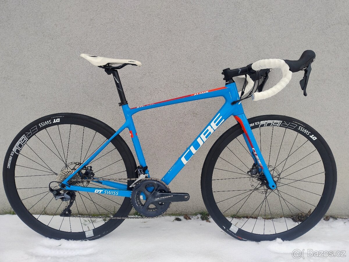 Silniční karbonové kolo Cube Attain, vel.50cm, 2x11, DTSwiss