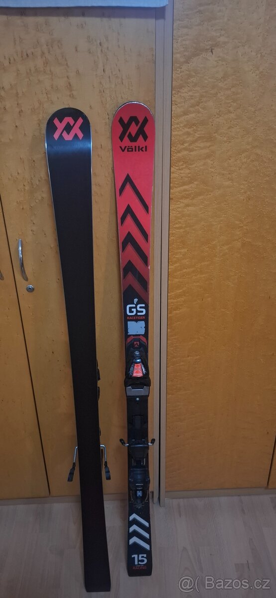 Dětské závodní lyže VOLKL