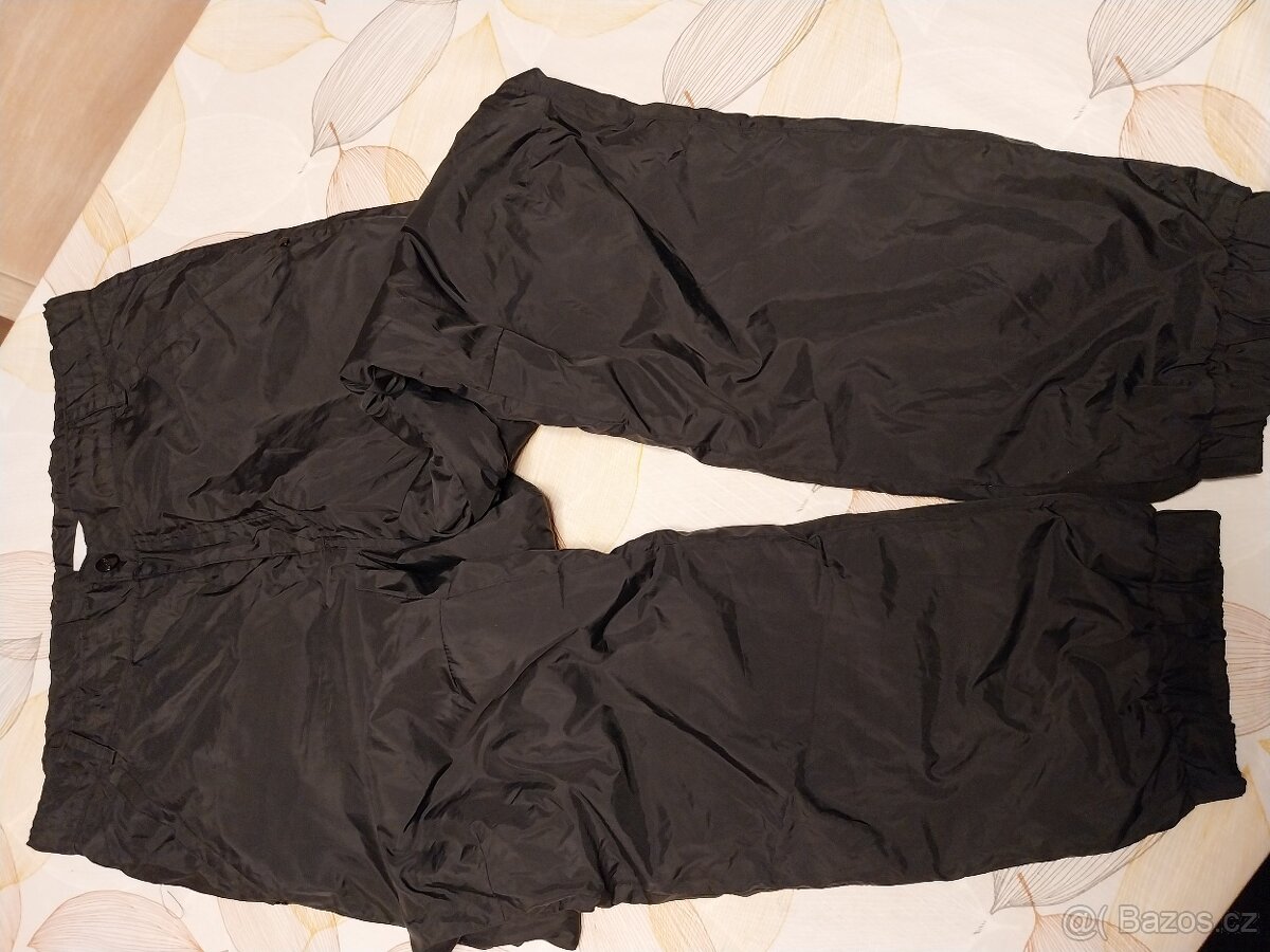 Zateplené kalhoty coccodrillo vel. 158