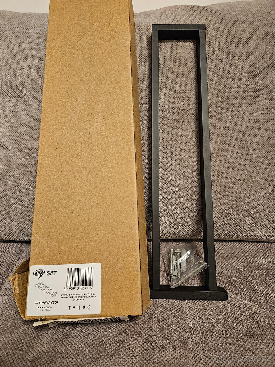 Držák na ručníky