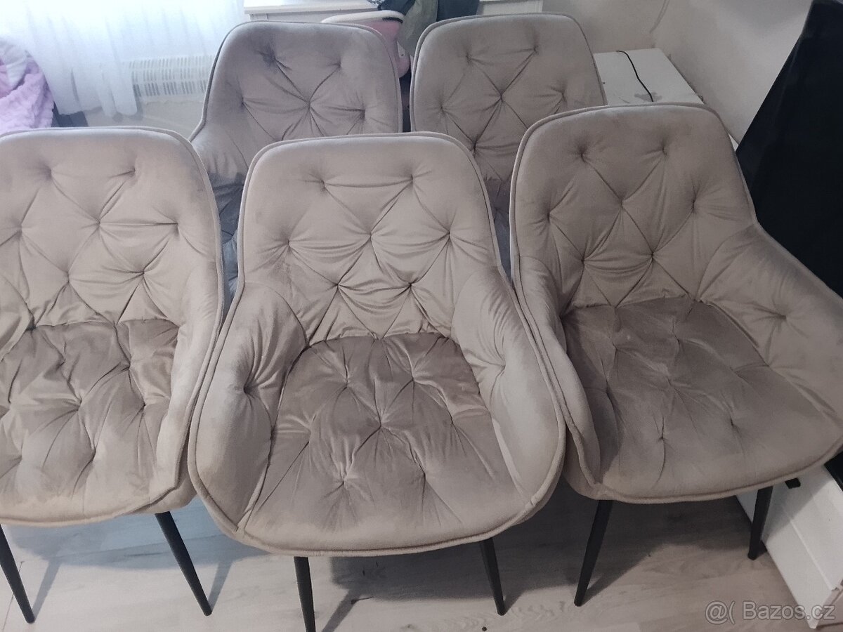 Prodám jídelní židle (křesílka)