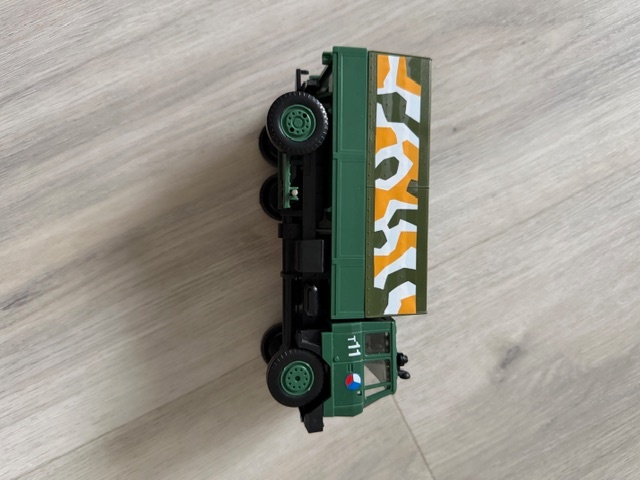 Retro hračky, plastové, kovové