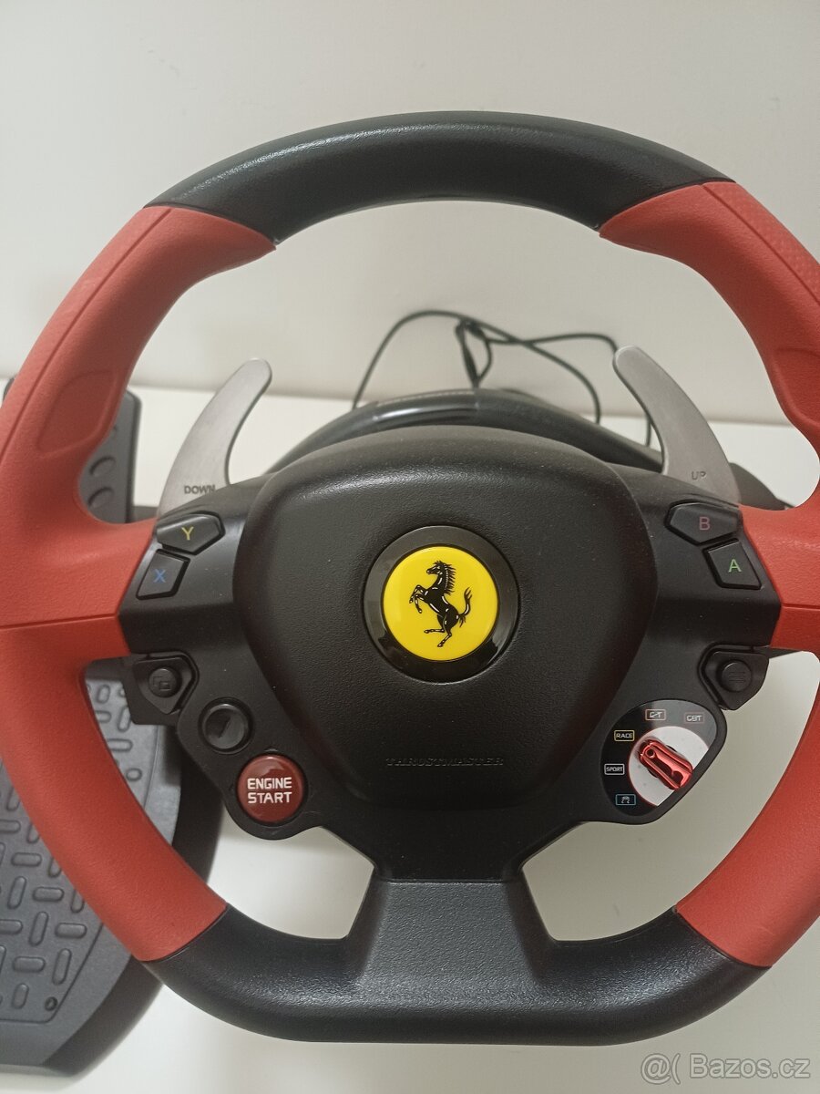 Prodám volant a pedály Ferrari 458