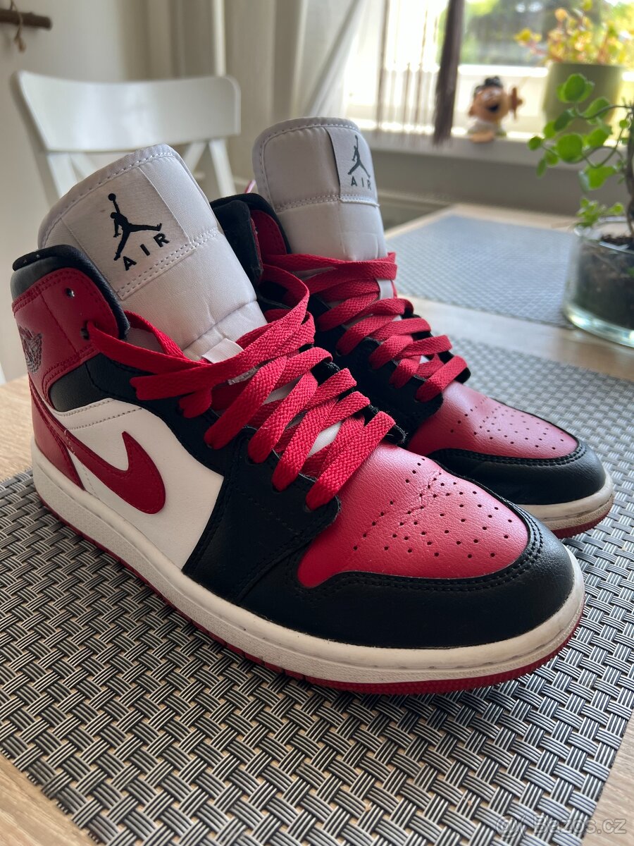 Prodám Nike Air Jordan 1 Mid