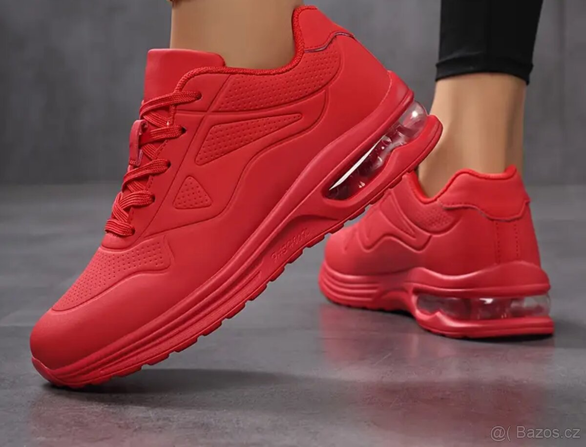 BOTY pánské NOVÉ vel. 45 , nevhodný dárek- nenošené.