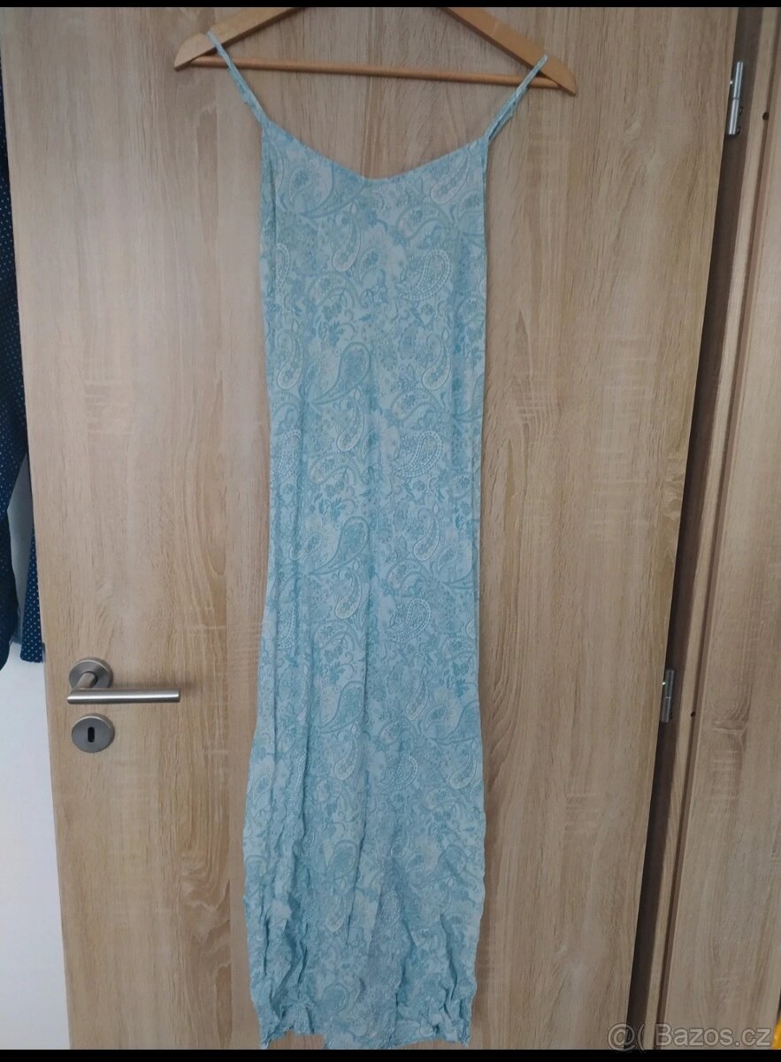 Dlouhé šaty S