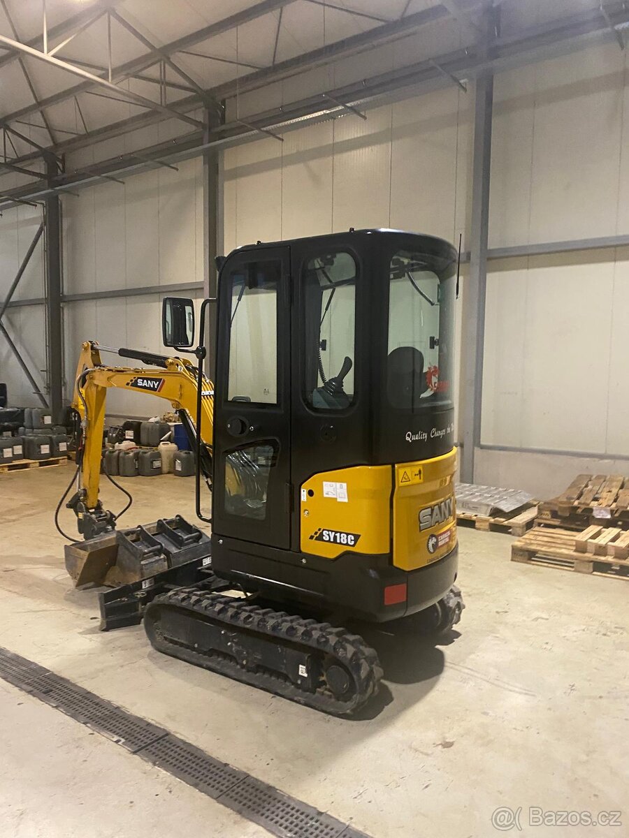 Minibagr SANY SY18C