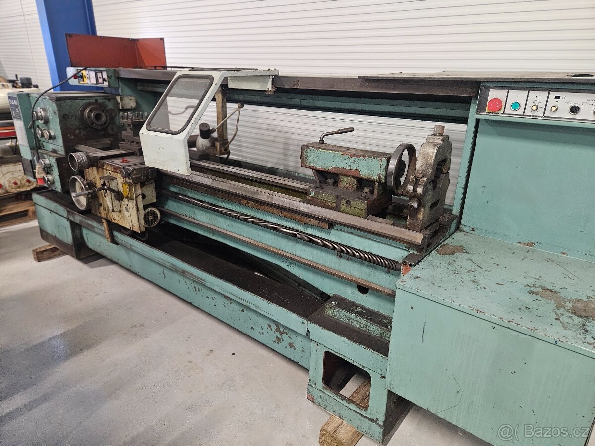 Soustruh hrotový SUI 40 RP/ 2000