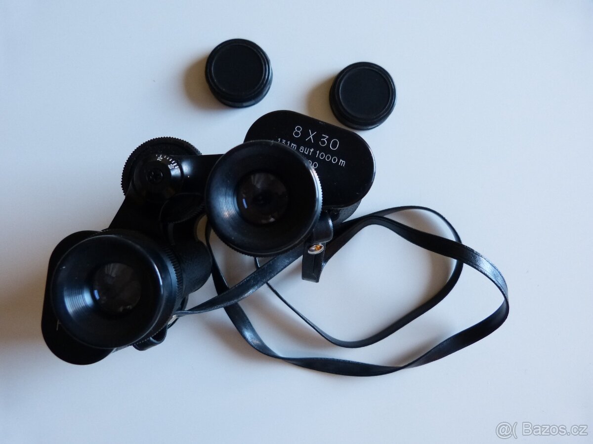 Dalekohled 8x30