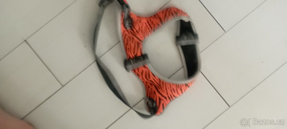 Postroj na psa / kšíry