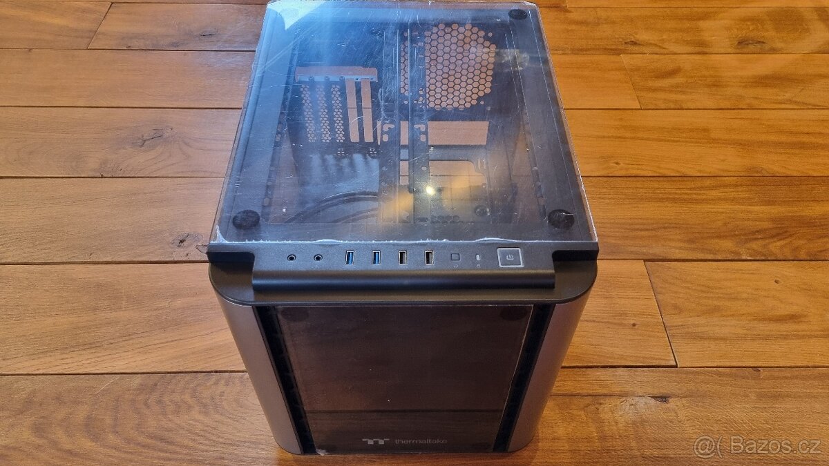 PC skříň Thermaltake LEVEL 20 VT
