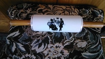 Porcelánový váleček