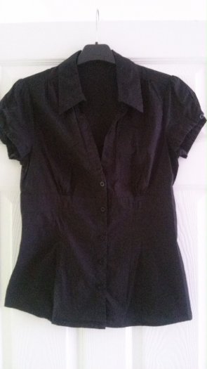 Černá košile