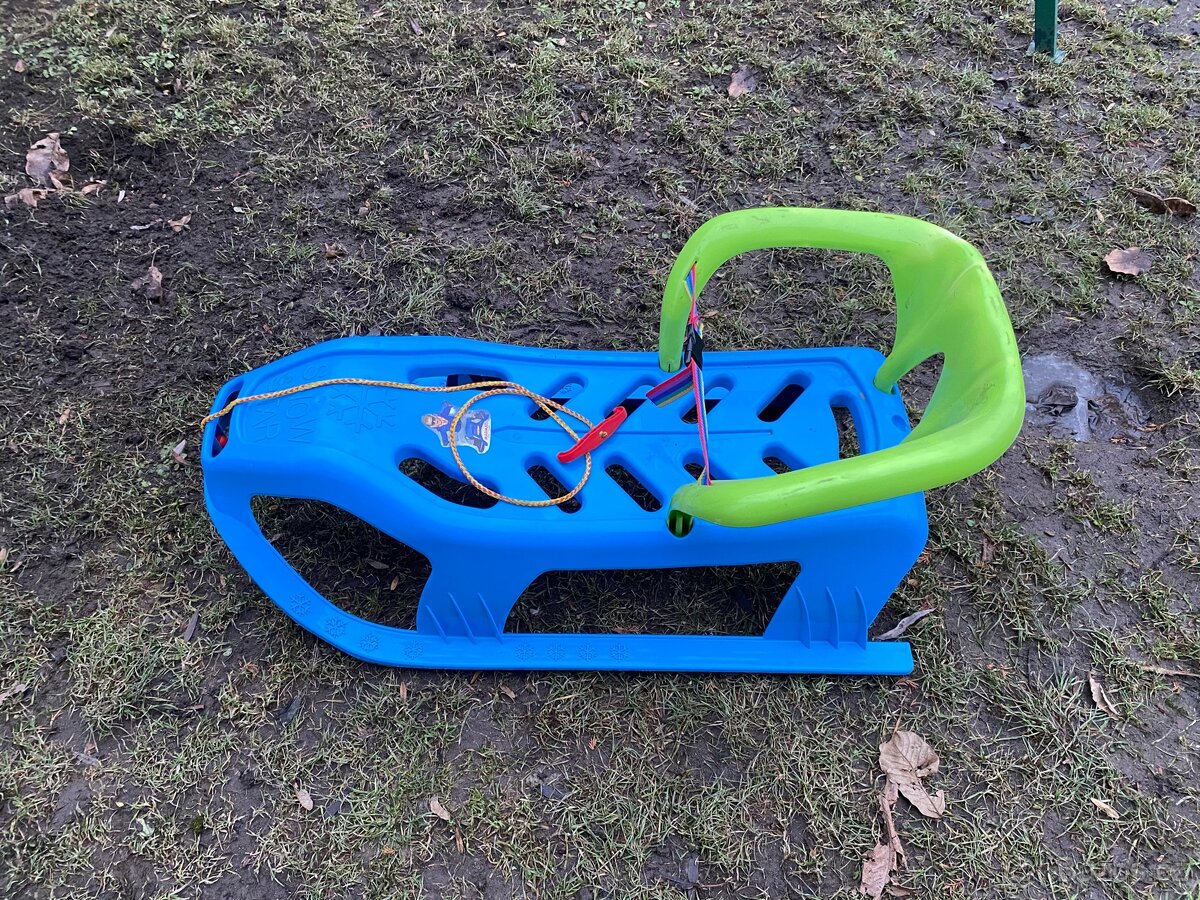 Dětské sáňky s opěradlem Snow Star