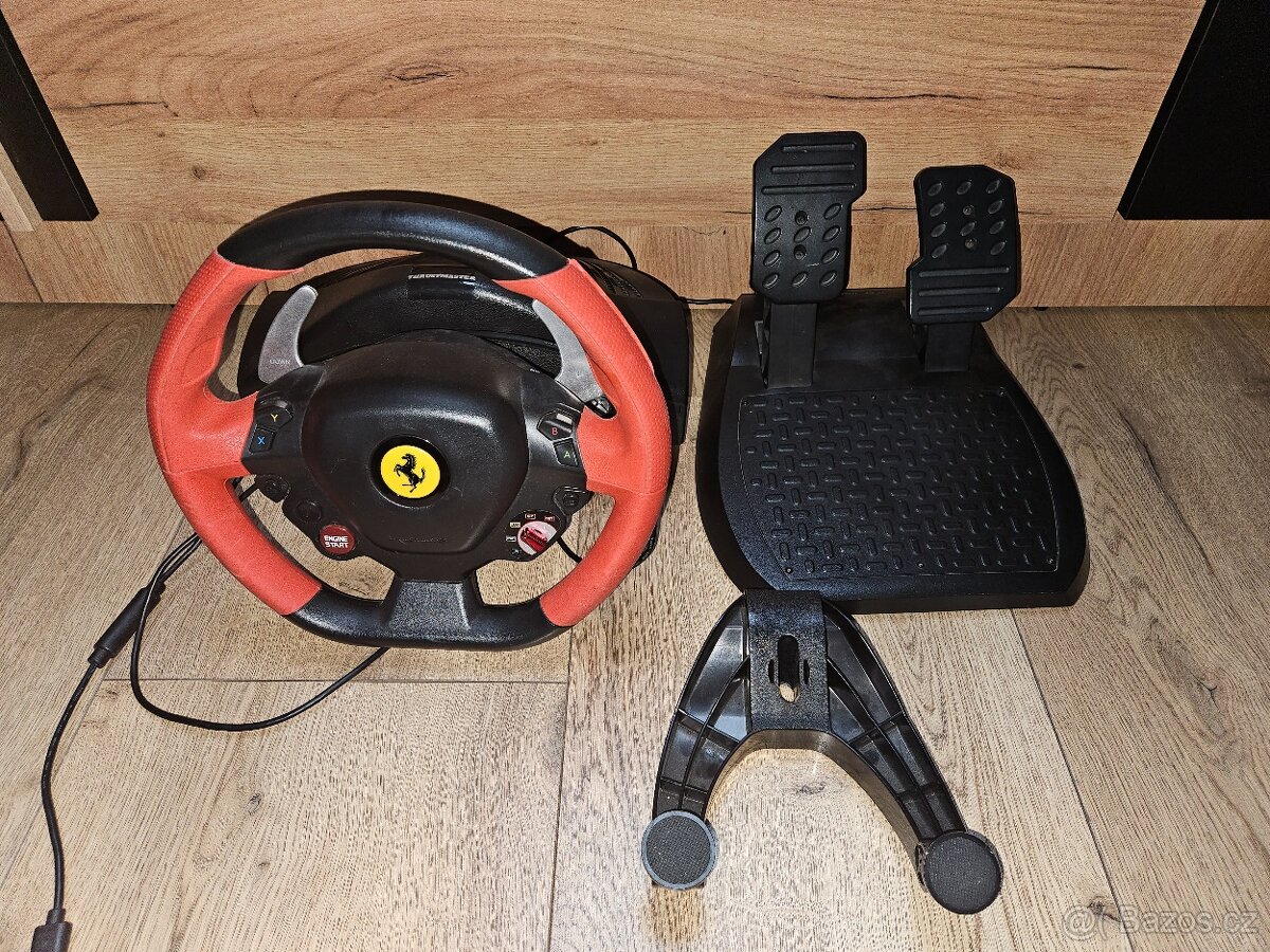 Herní volant THRUSTMASTER