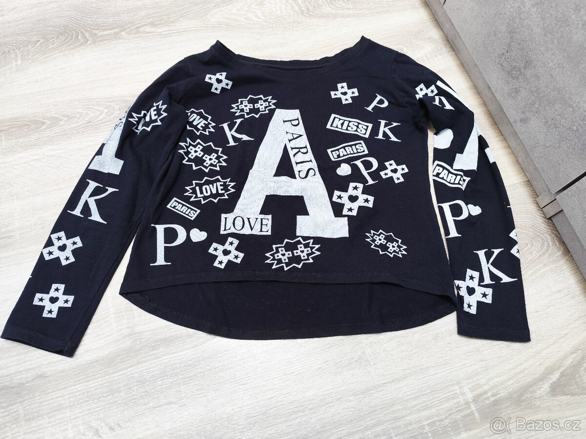 Černé triko s nápisy