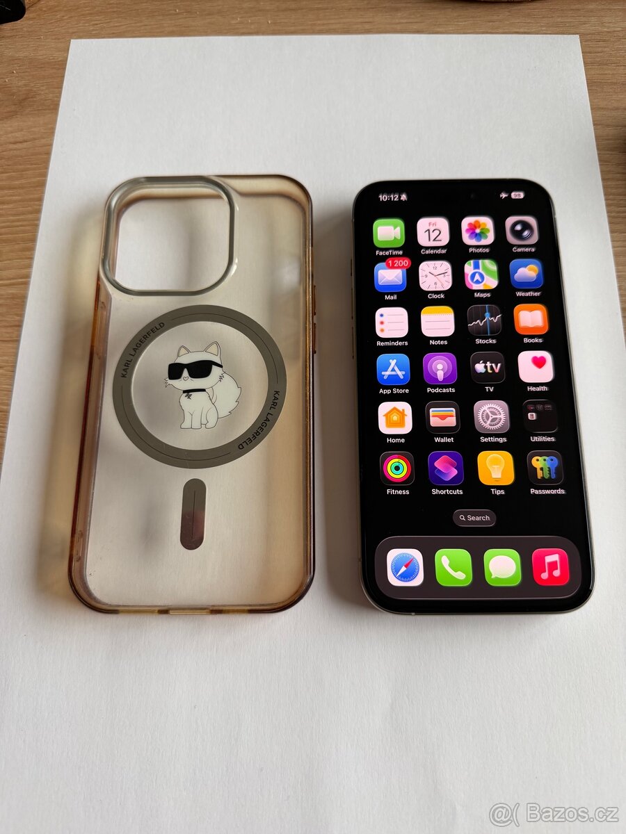 iPhone 15 Pro (256GB) bílý titan