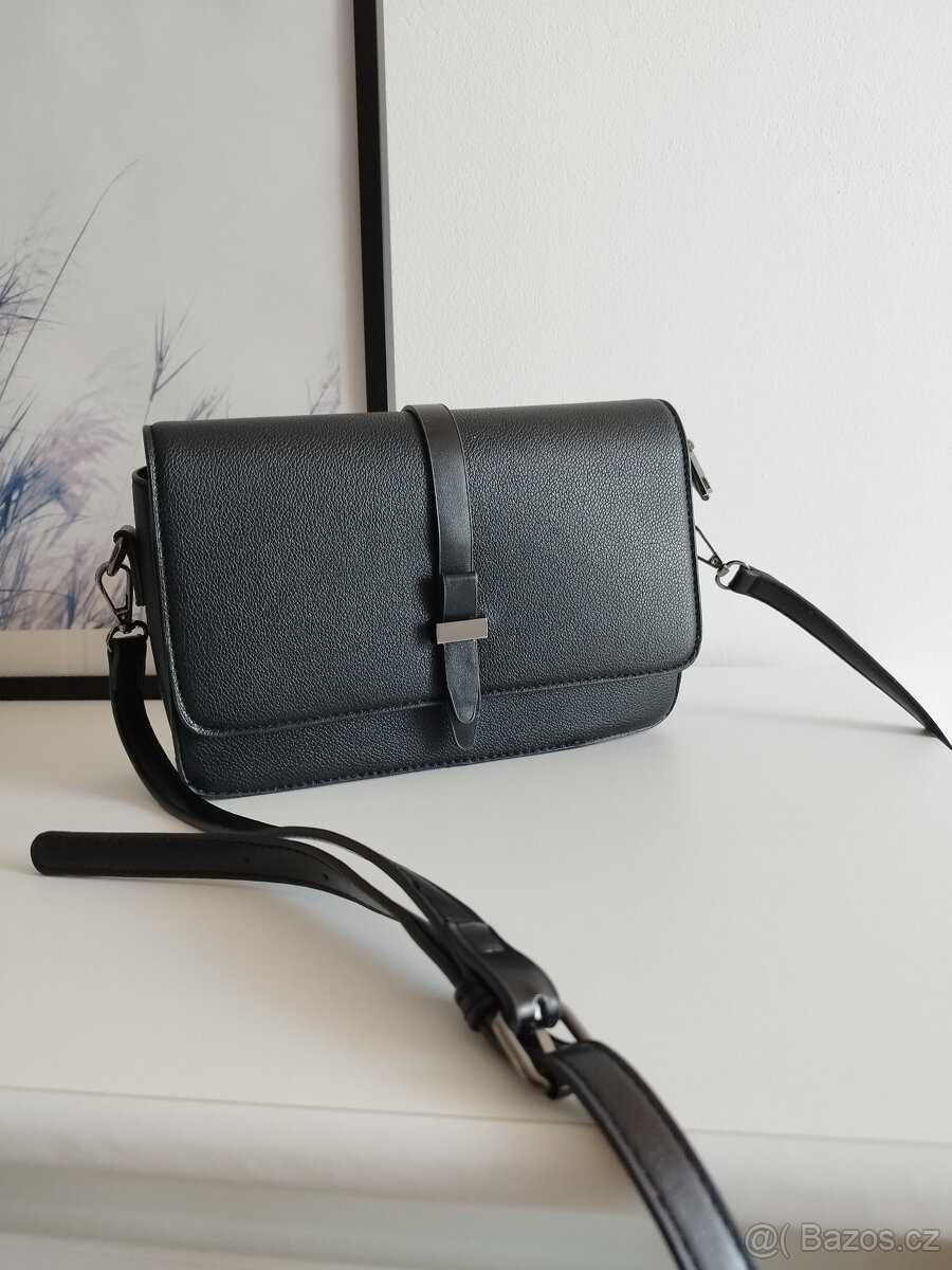 Crossbody kabelka psaníčko