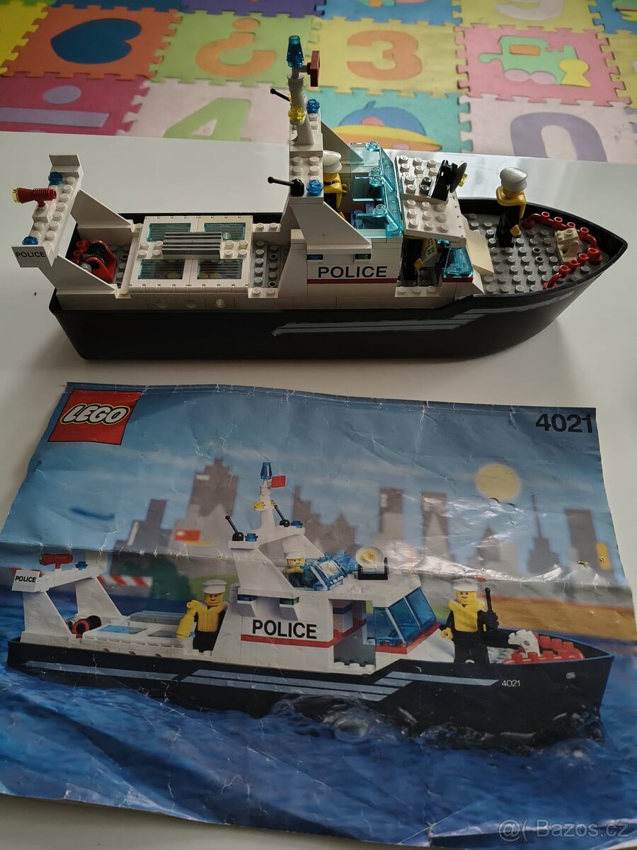 Lego policejní loď 4021