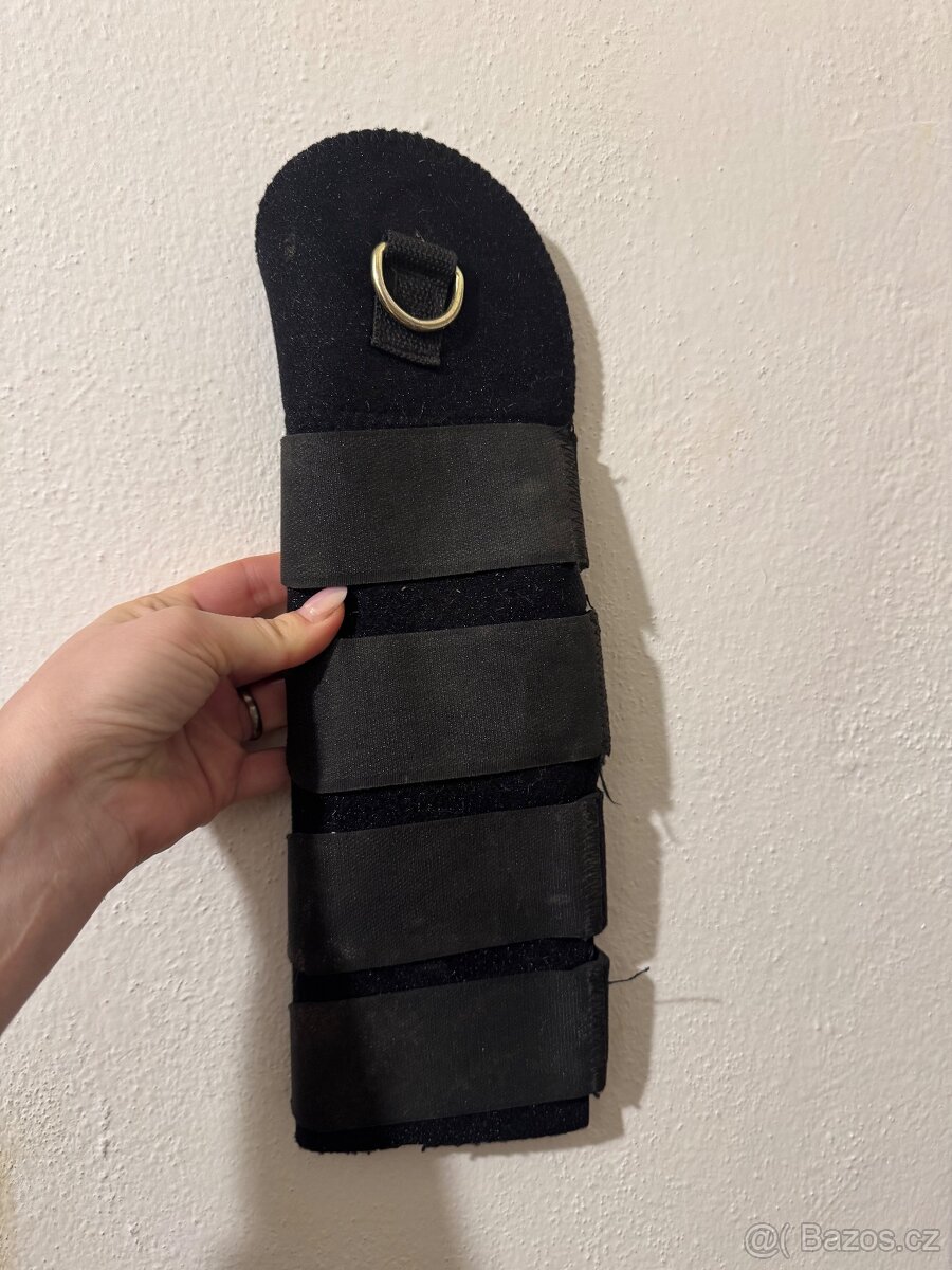 Chránič ocasu na přepravu