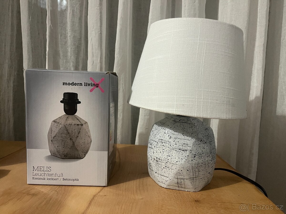 Stolní lampa Modern Living – betonový design, TOP stav