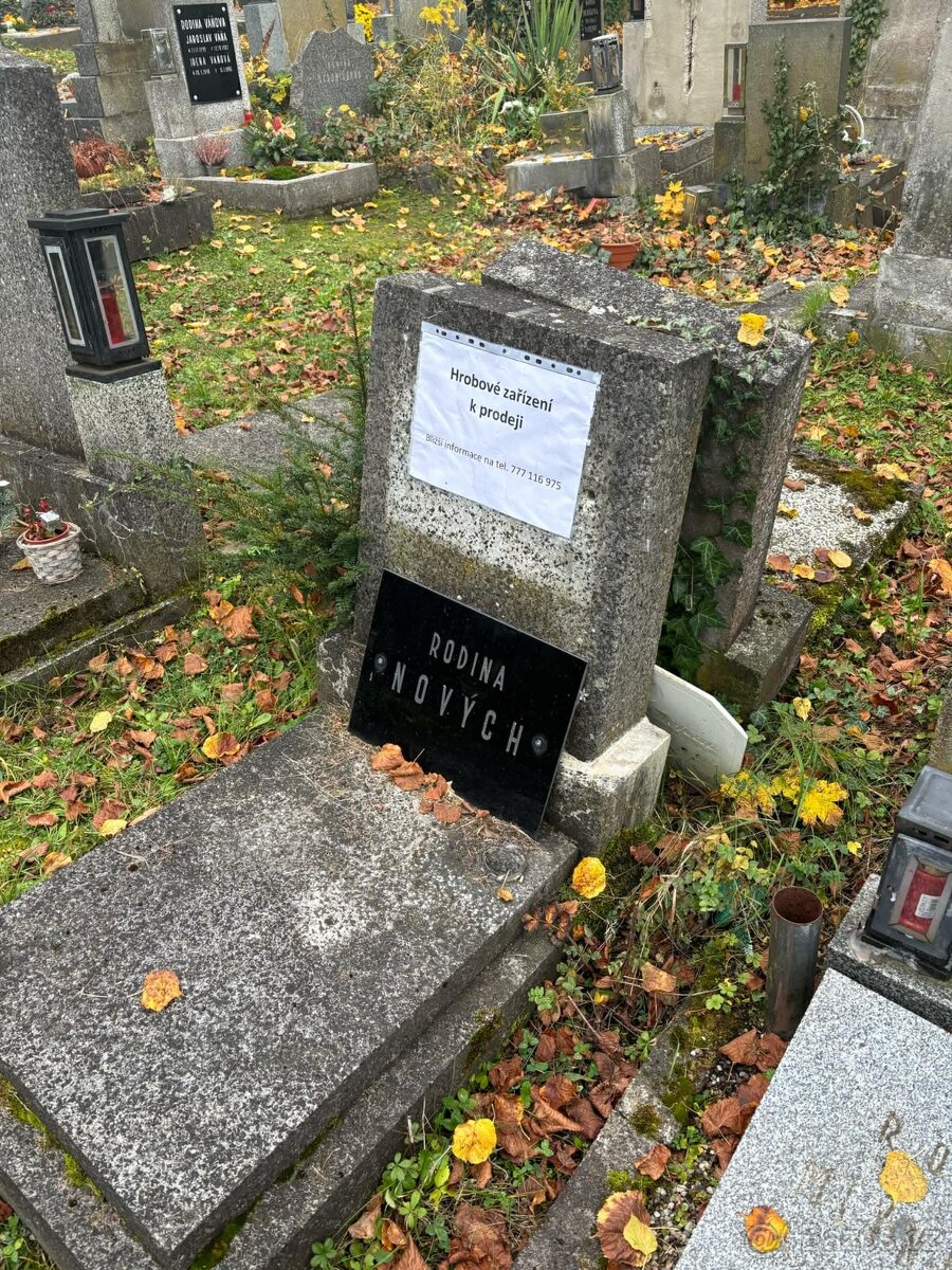 Hrobové zařízení na Ústředním hřbitovu v Plzní