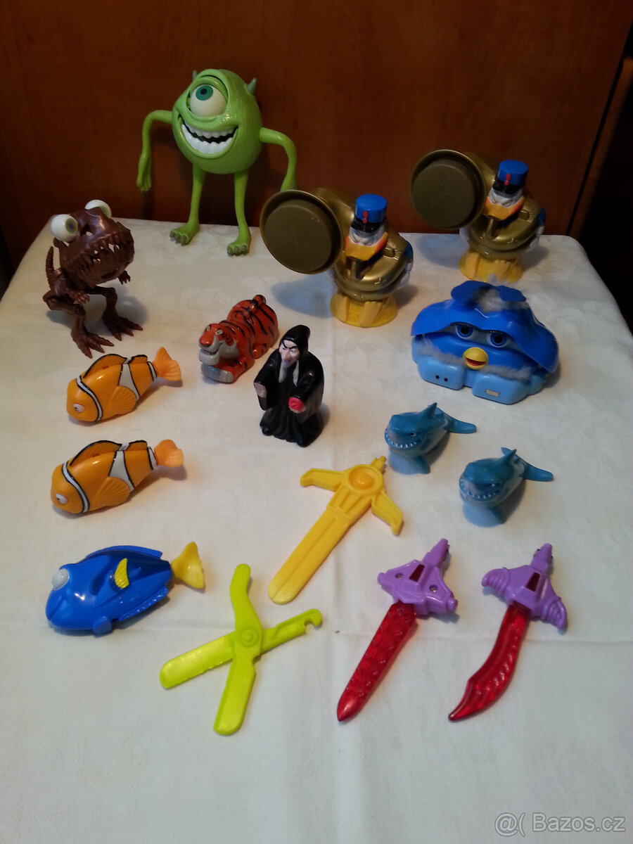 retro hračky - fiigurky a trpaslíci
