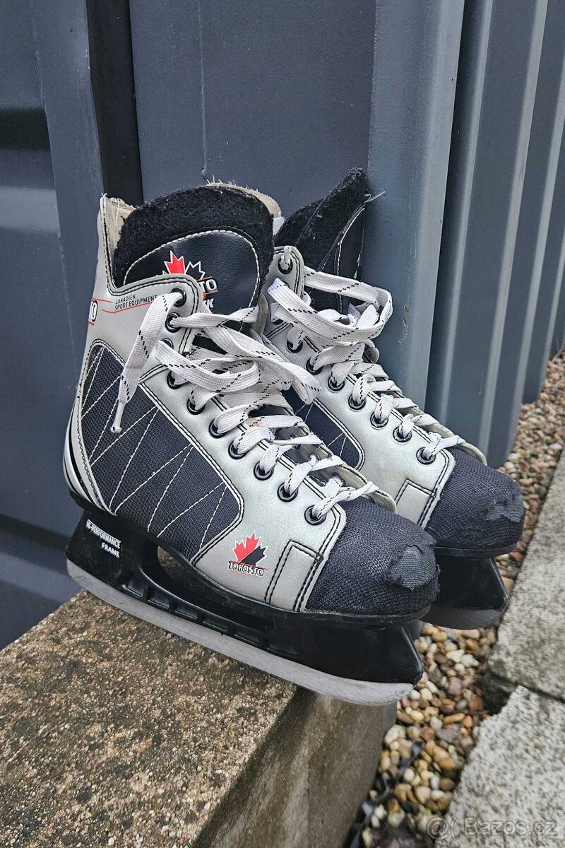 Prodám lední brusle, vel. 40