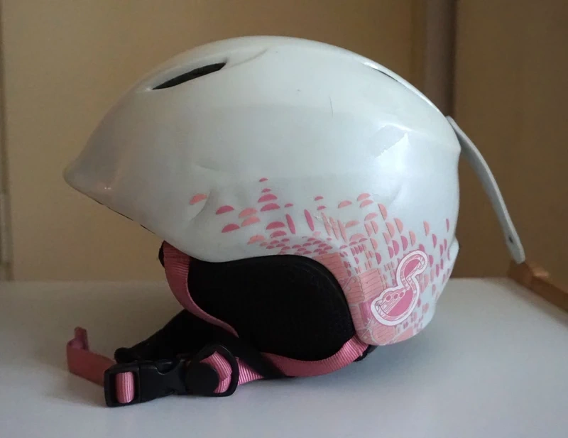 Dívčí lyžařská helma SALOMON vel.S (obvod 54 cm)