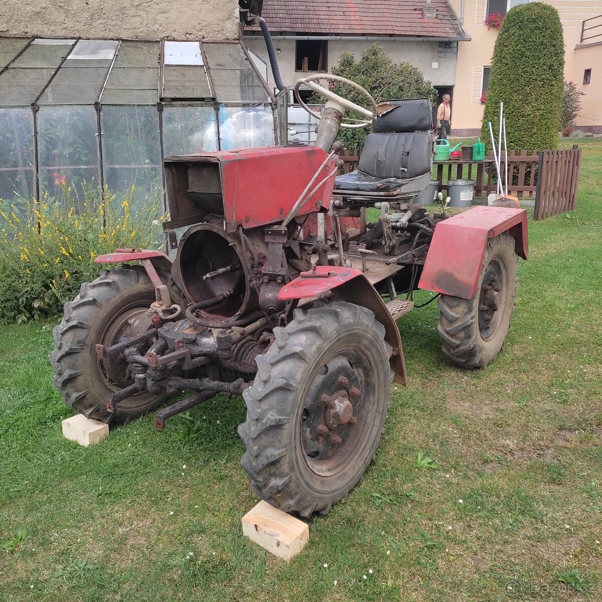 Malotraktor Tatra 805