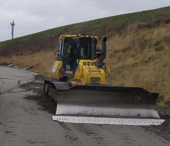 Zemní práce - buldozer.