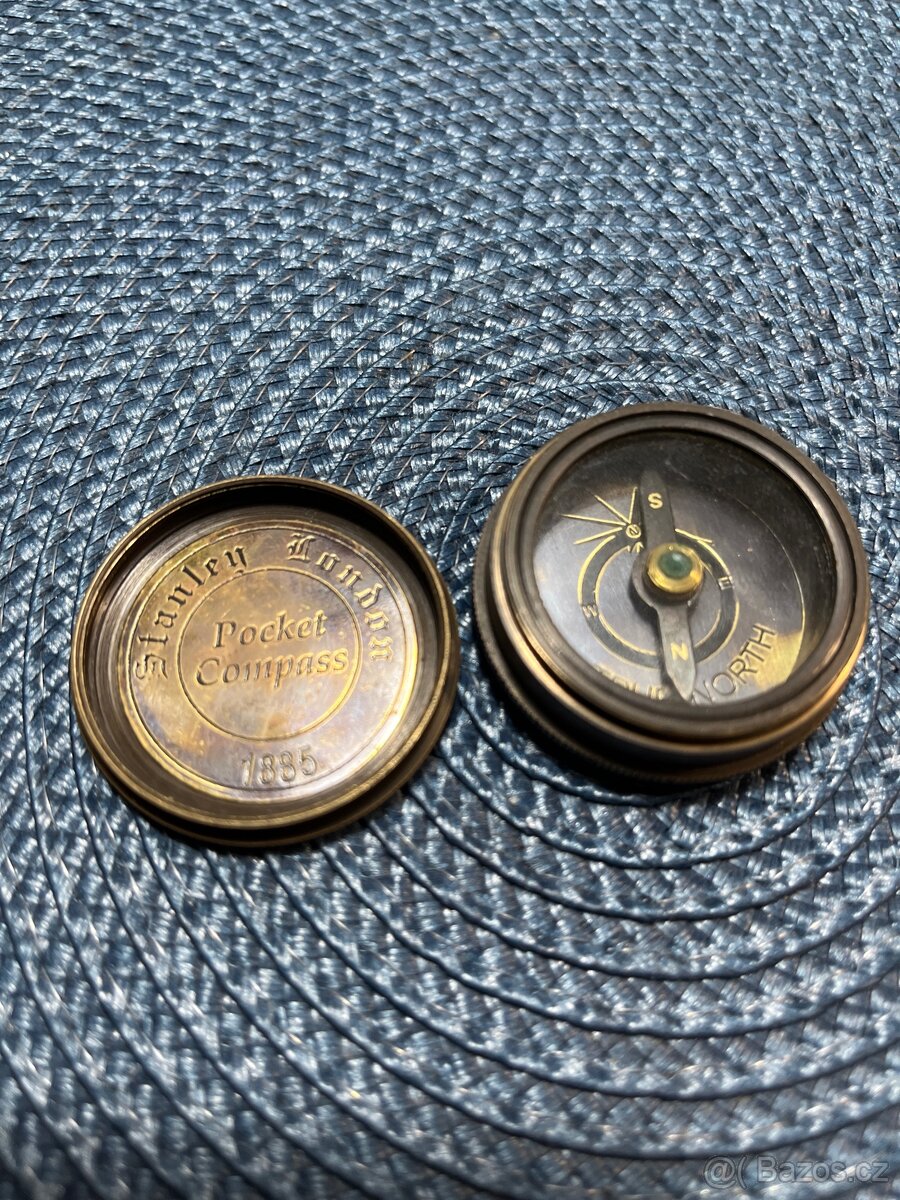 Sběratelský retro kompas 1885