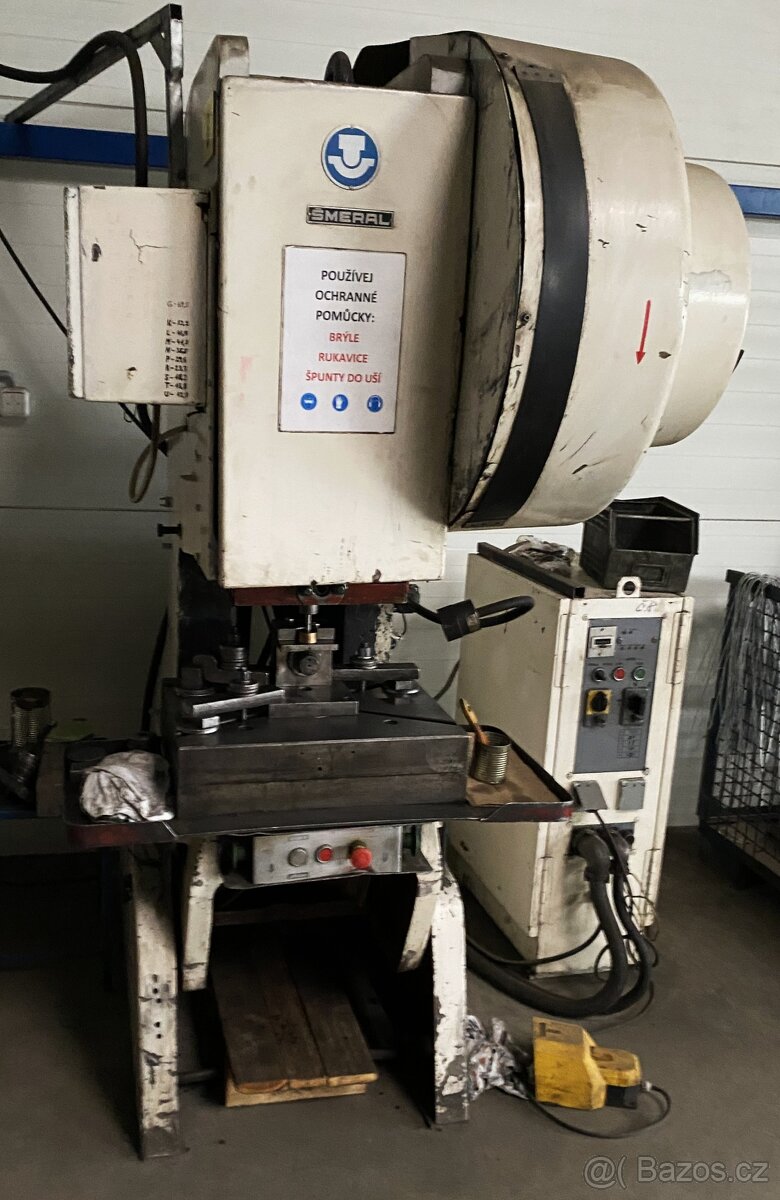 Lis výstředníkový LENA 25 C Smeral