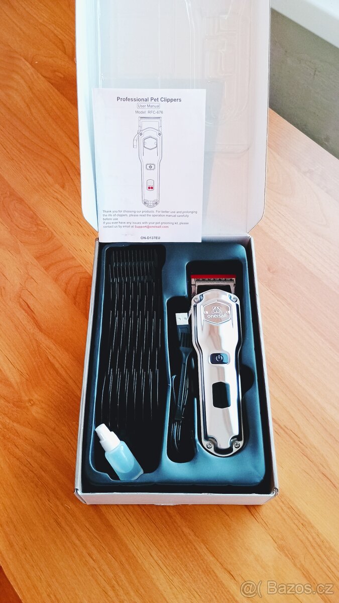Stříhací strojek na psy Oneisall RFC-676