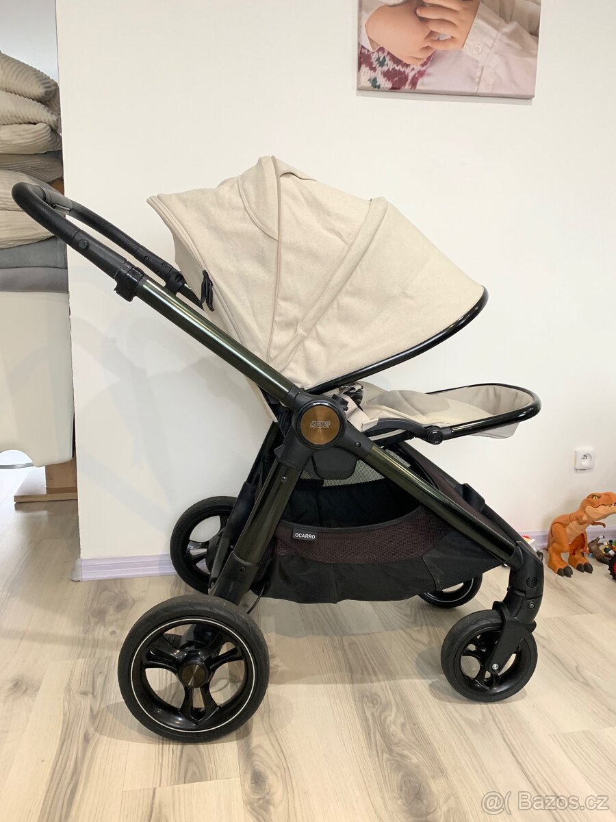 Kočárek MAMAS & PAPAS OCARRO + výbava