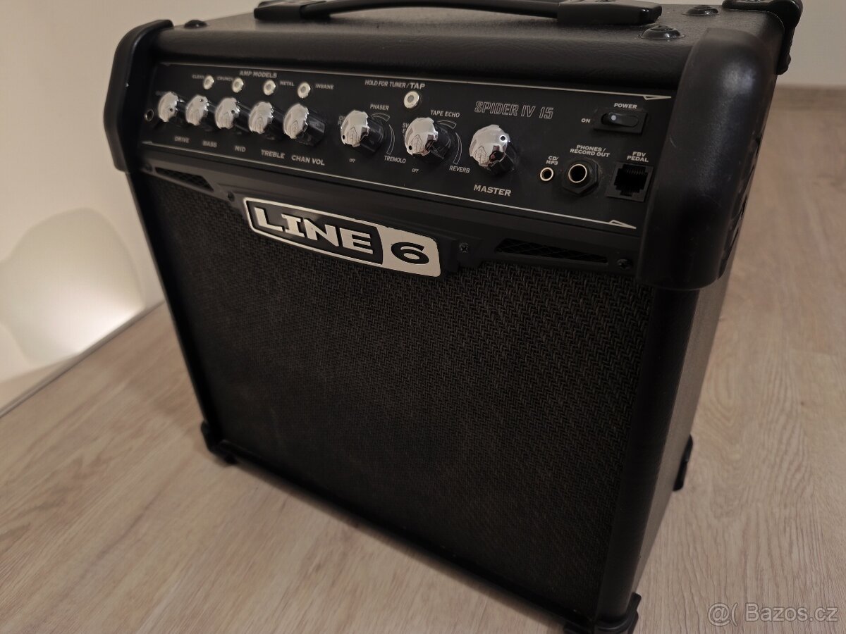 Kytarové kombo Line6 Spider IV