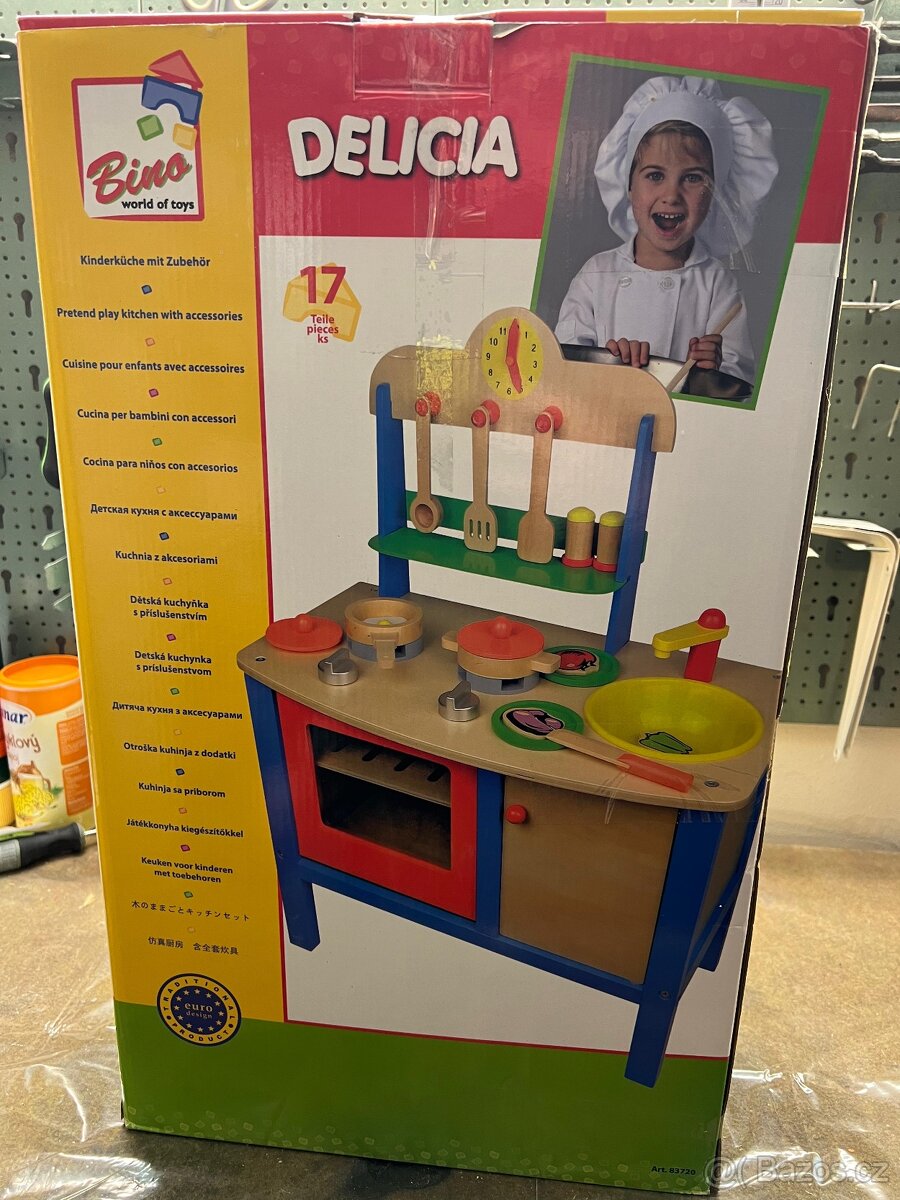 Dětská dřevěná kuchyňka Bino