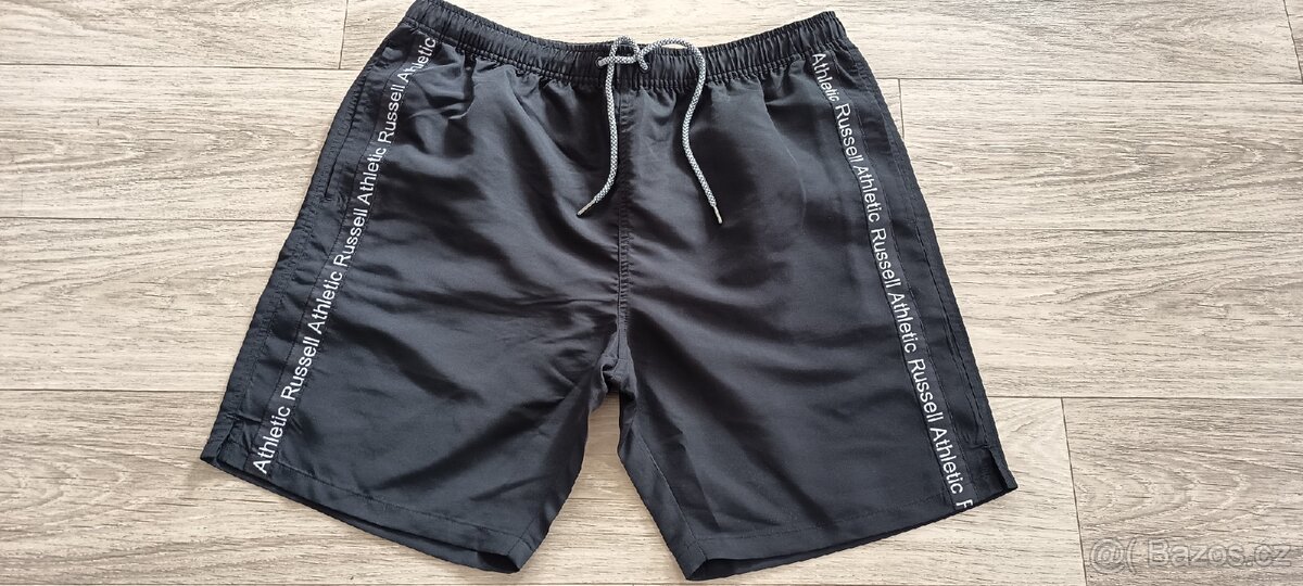 KRAŤASY RUSSELL ATHLETIC - NOVÉ
