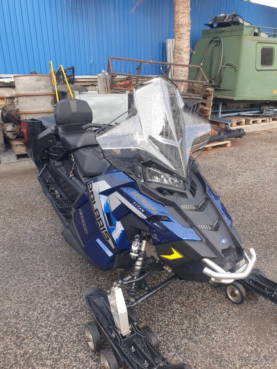 POLARIS TITAN 800 2T ADVENTURE