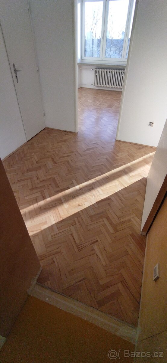 Podlahářské práce.