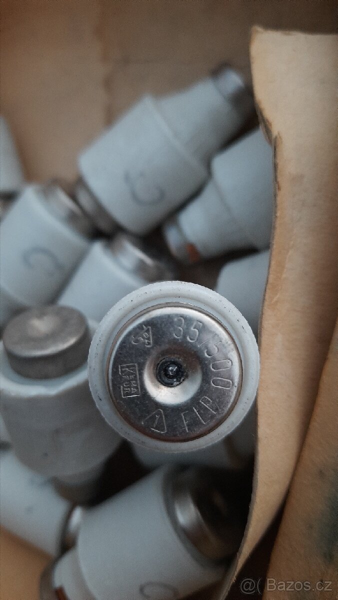 válcová pojistka
35A Kema keur